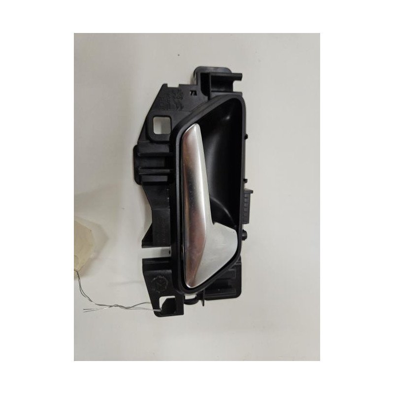 Poignee Interieur Avant Droit Opel Corsa F (1)
