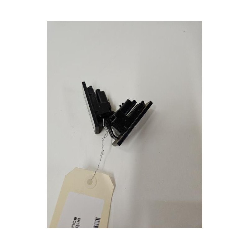 Eclairage De Plaque Opel Corsa F (1)