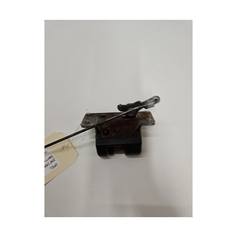 Serrure De Coffre Opel Zafira A Phase 2 (1)