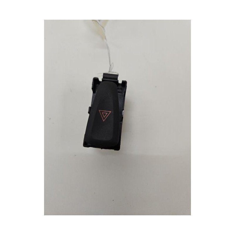 Bouton De Warning Dacia Sandero 2 Phase 1 (1)