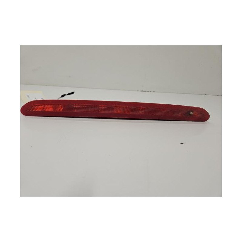 Feu Arriere Stop Central Volkswagen Golf 6 (1)