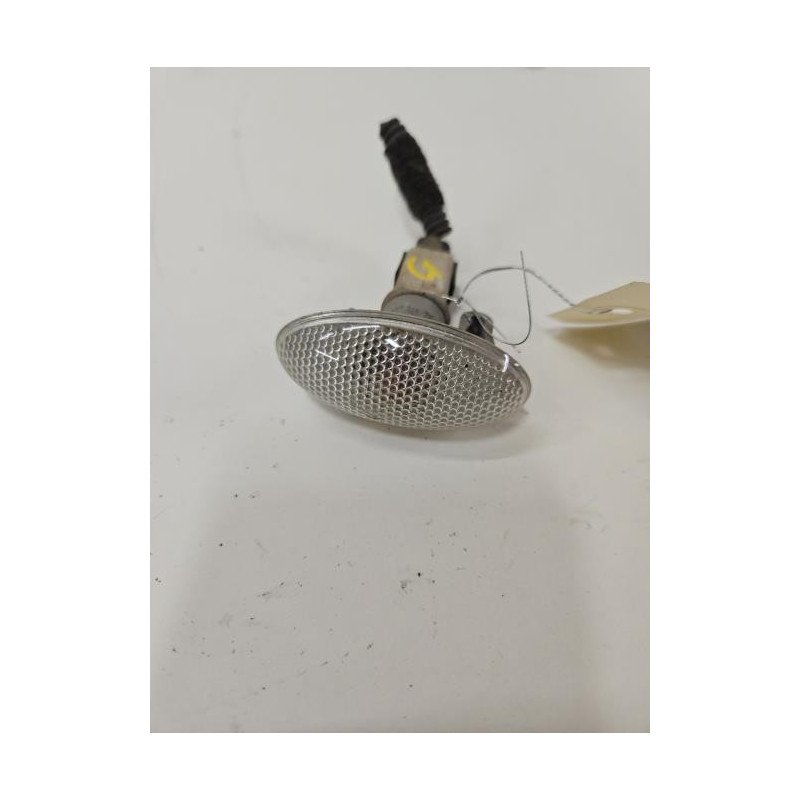 Repetiteur Clignotant Avant Gauche (feux) Peugeot 307 Phase 1 (1)