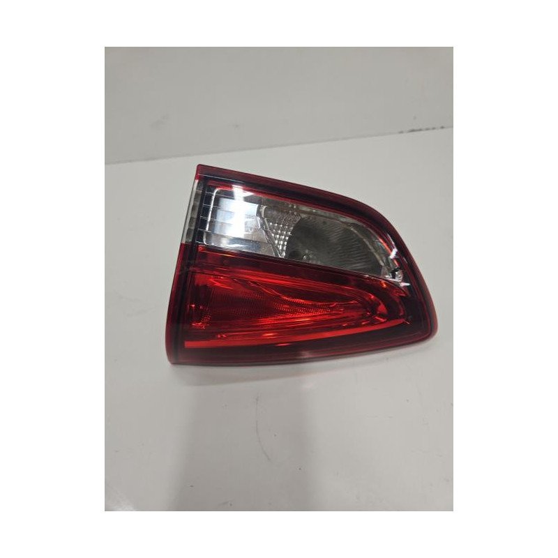 Feu Arriere Secondaire Droit (feux) Renault Clio 4 Phase 1 Break (1)