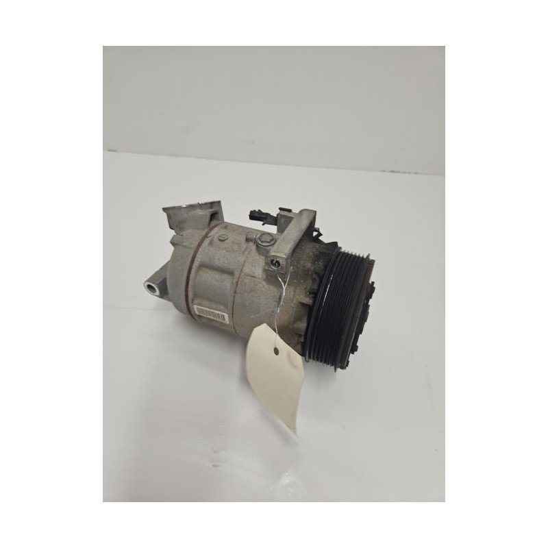 Compresseur Clim Renault Clio 4 Phase 1 Break (1)