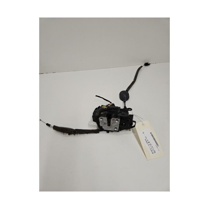 Serrure Avant Gauche Renault Clio 5 (1)