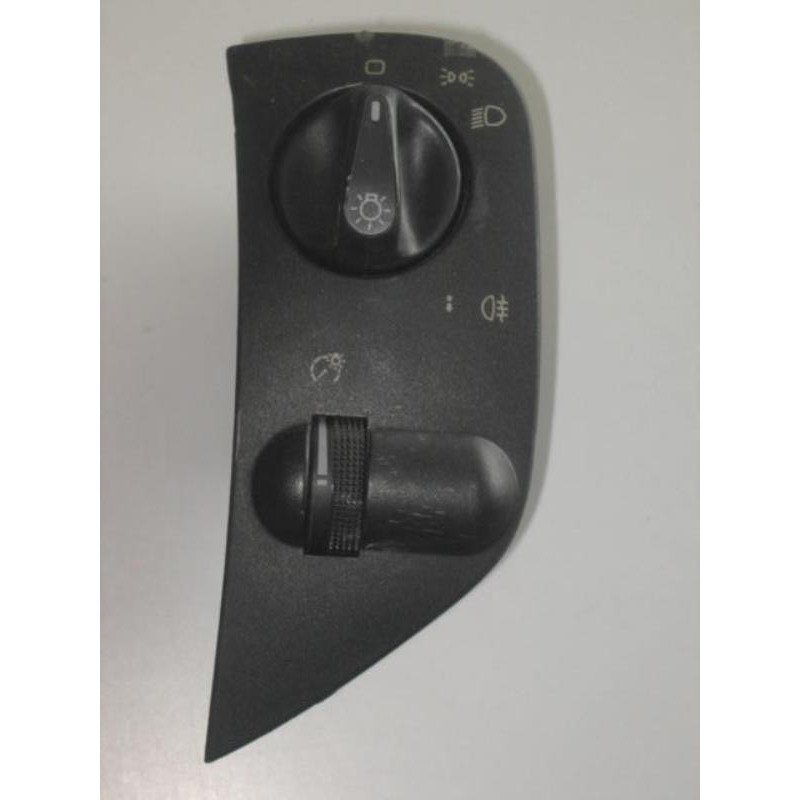 Bouton/interrupteur Seat Ibiza 2 Phase 2 (1)