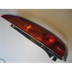 Feu Arriere Principal Droit (feux) Nissan Almera Tino Phase 1 (1)