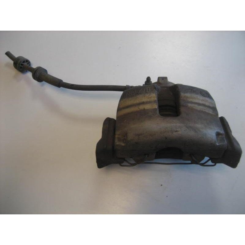 Etrier Avant Droit (freinage) Alfa Romeo 147 Phase 1 (1)