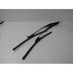 Bras Essuie Glace Avant Dacia Sandero 2 Phase 1 (1)