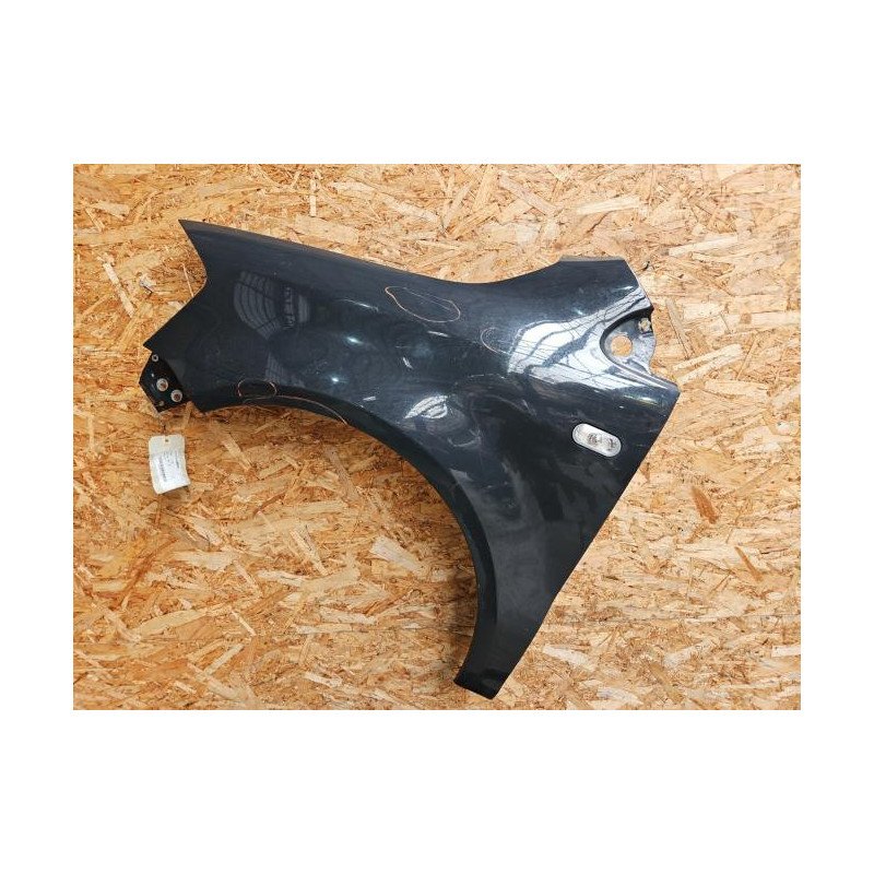 Aile Avant Gauche Volkswagen Fox (1)