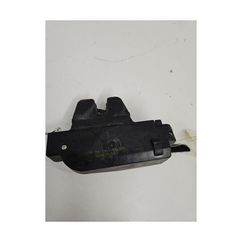 Serrure De Coffre Peugeot 206 Phase 2 Break (1)