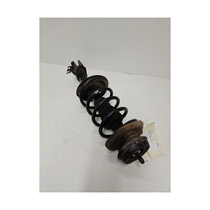 Amortisseur Avant Gauche Dacia Sandero 1 (1)