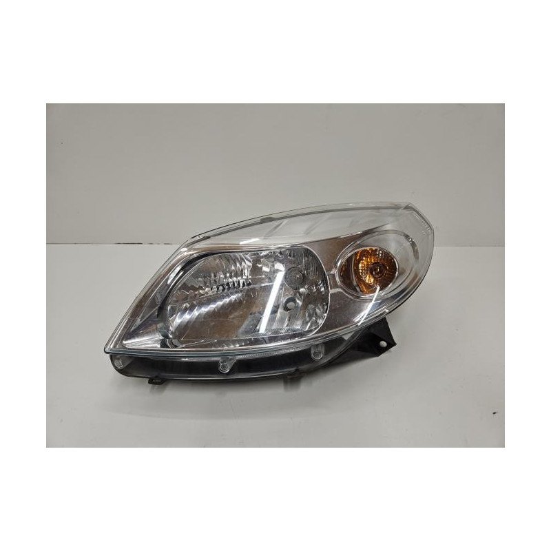 Optique Avant Principal Gauche (feux)(phare) Dacia Sandero 1 (1)