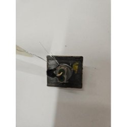 Repetiteur Clignotant Avant Gauche (feux) Renault Clio 3 Phase 1 (2)