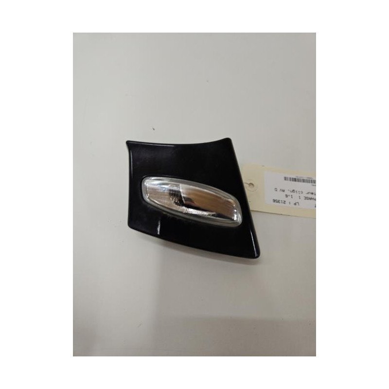 Repetiteur Clignotant Avant Droit  (feux) Peugeot 308 1 Phase 1 (1)