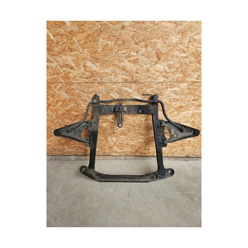 Berceau Avant Dacia Sandero 1 (1)