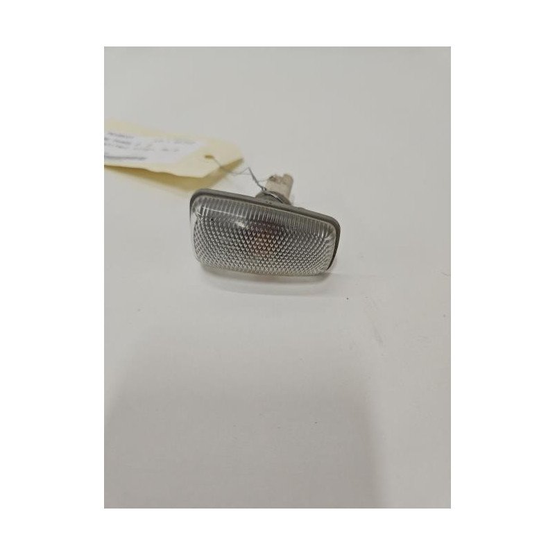 Repetiteur Clignotant Avant Droit  (feux) Peugeot 306 Phase 2 (1)