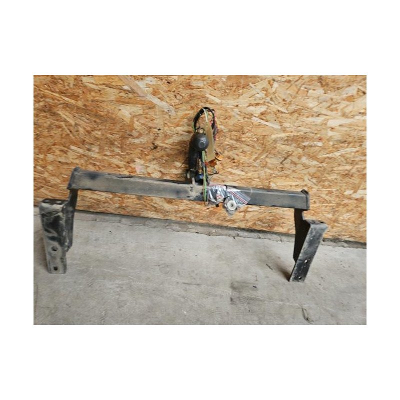 Attelage (boule De Remorquage) Dacia Logan Mcv 1 Phase 1 Break (1)