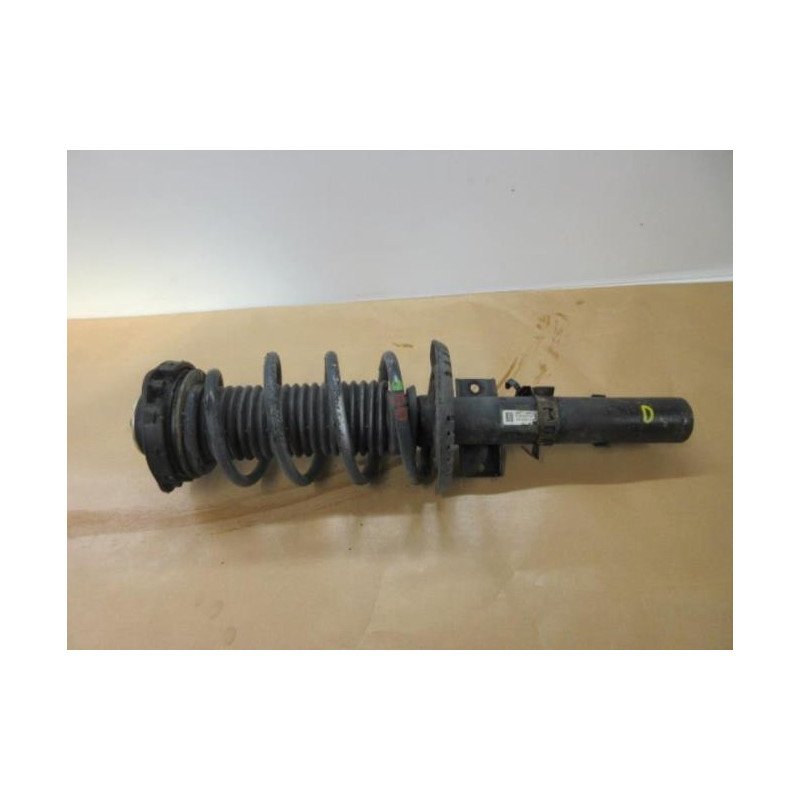 Amortisseur Avant Droit Volkswagen Polo 4 Phase 1 (1)