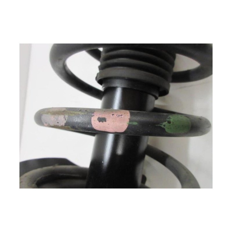 Amortisseur Avant Gauche Volkswagen Golf 3 (1)