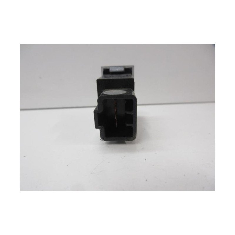 Bouton/interrupteur Kia Sorento 1 Phase 1 (1)