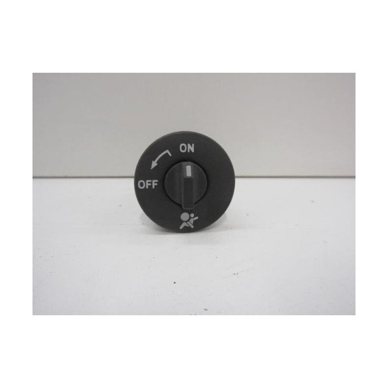Bouton/interrupteur Renault Clio 3 Phase 2 Break (1)