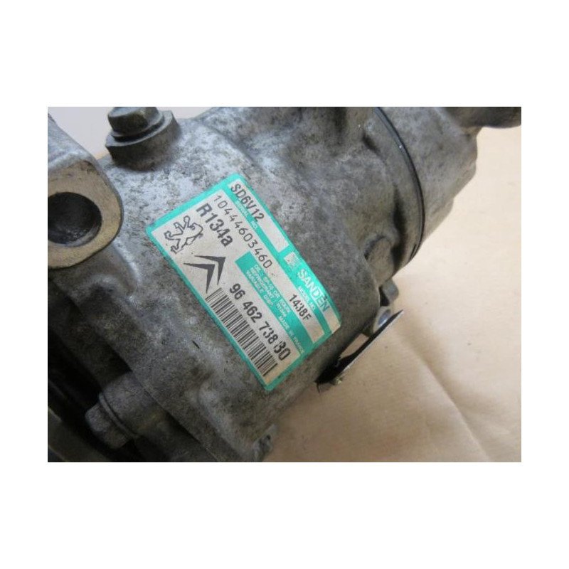 Compresseur Clim Peugeot 206 Phase 2 (1)