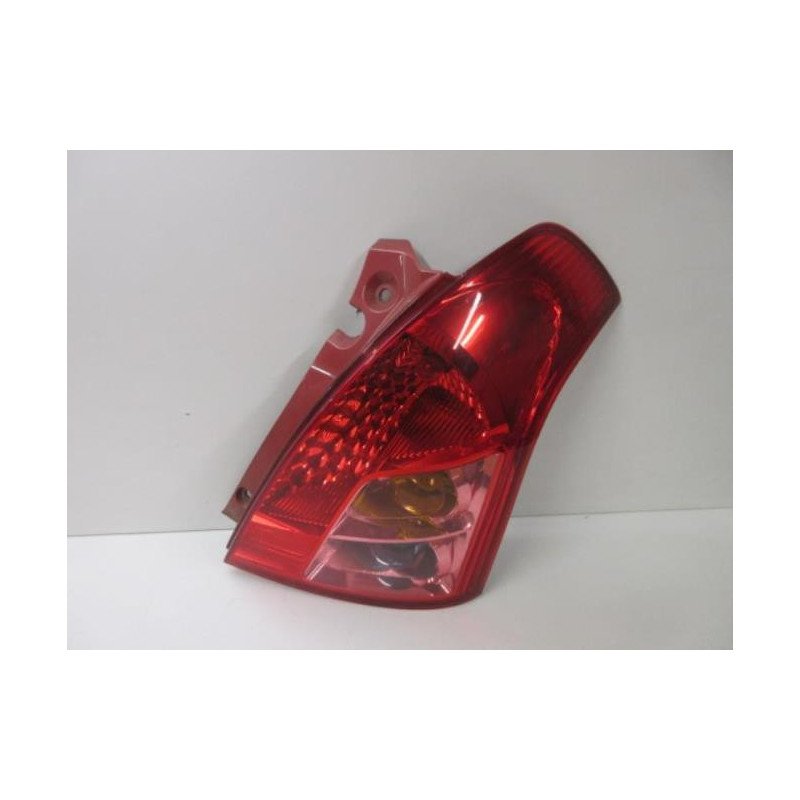 Feu Arriere Principal Droit (feux) Suzuki Swift 3 (1)