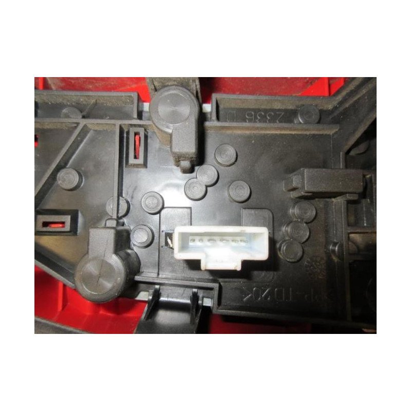 Feu Arriere Principal Droit (feux) Peugeot 406 Phase 2 (1)