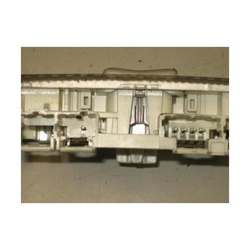 Eclairage De Plafonnier Peugeot 207 Phase 1 (1)