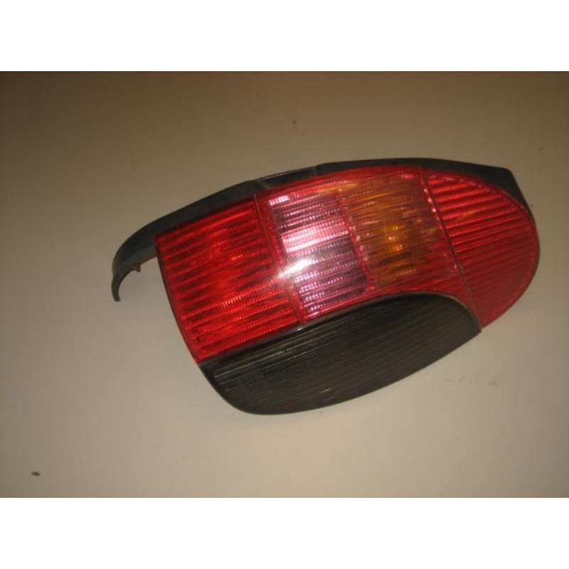 Feu Arriere Principal Droit (feux) Peugeot 306 Break (1)