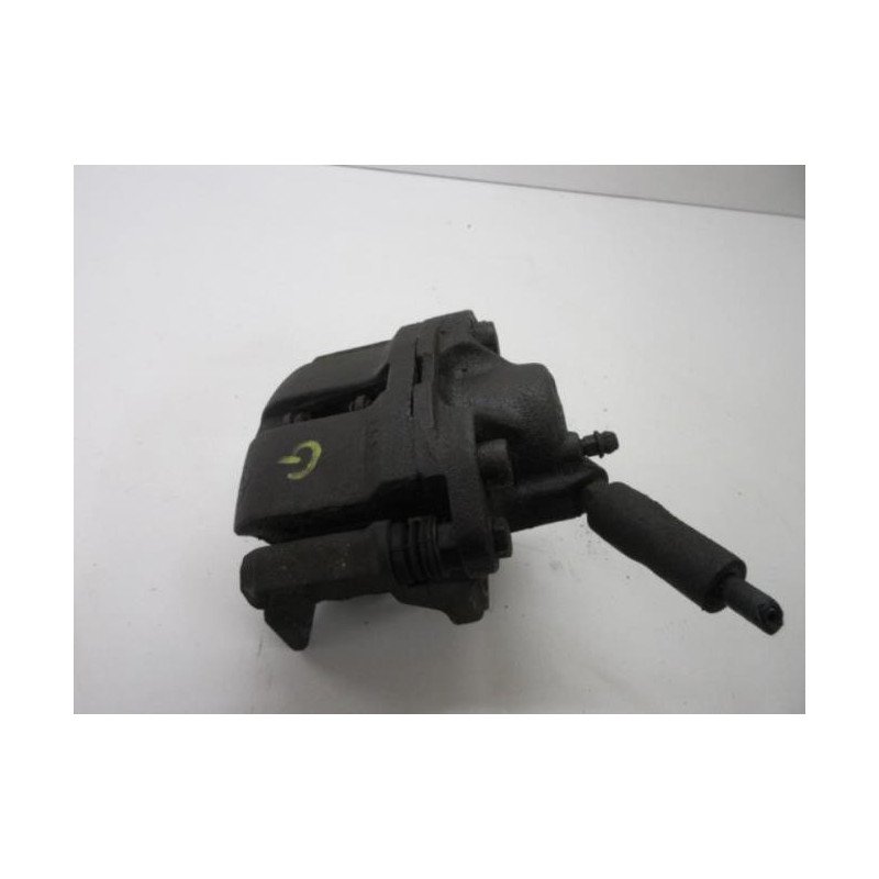 Etrier Avant Gauche (freinage) Renault Clio 2 Campus Phase 1 (1)