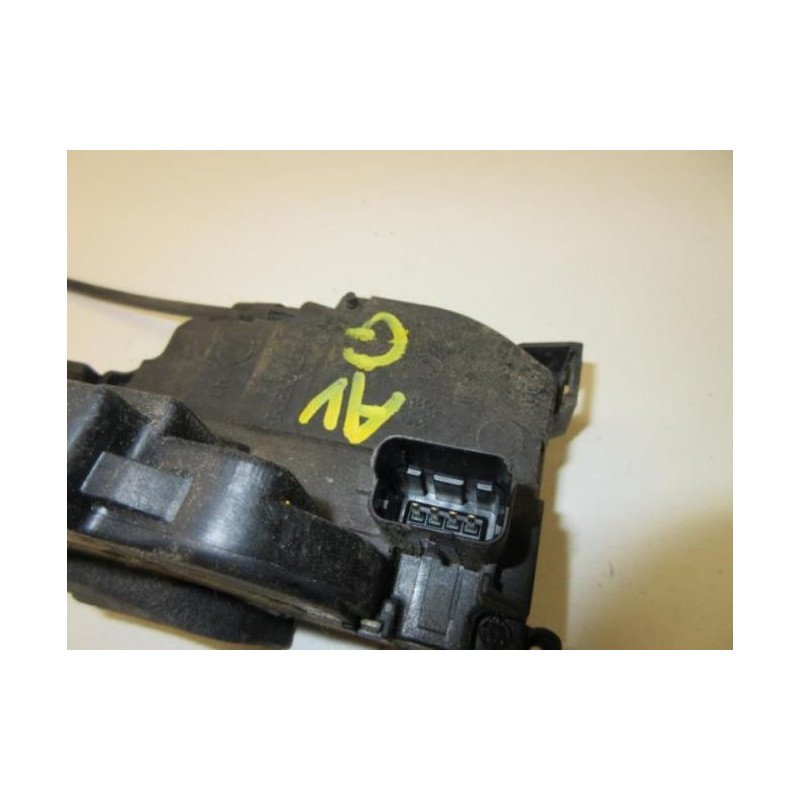 Serrure Avant Gauche Renault Clio 3 Phase 1 (1)