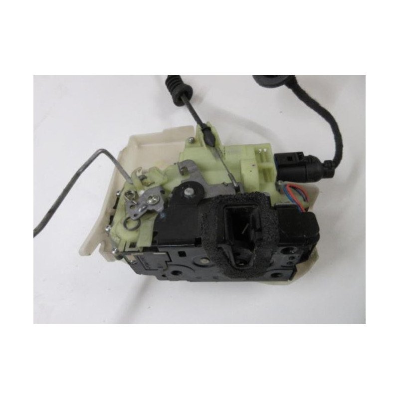 Serrure Avant Gauche Volkswagen Polo 4 Phase 2 (1)