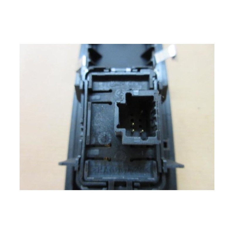 Interrupteur De Leve Vitre Avant Droit Renault Laguna 3 Phase 1 (1)
