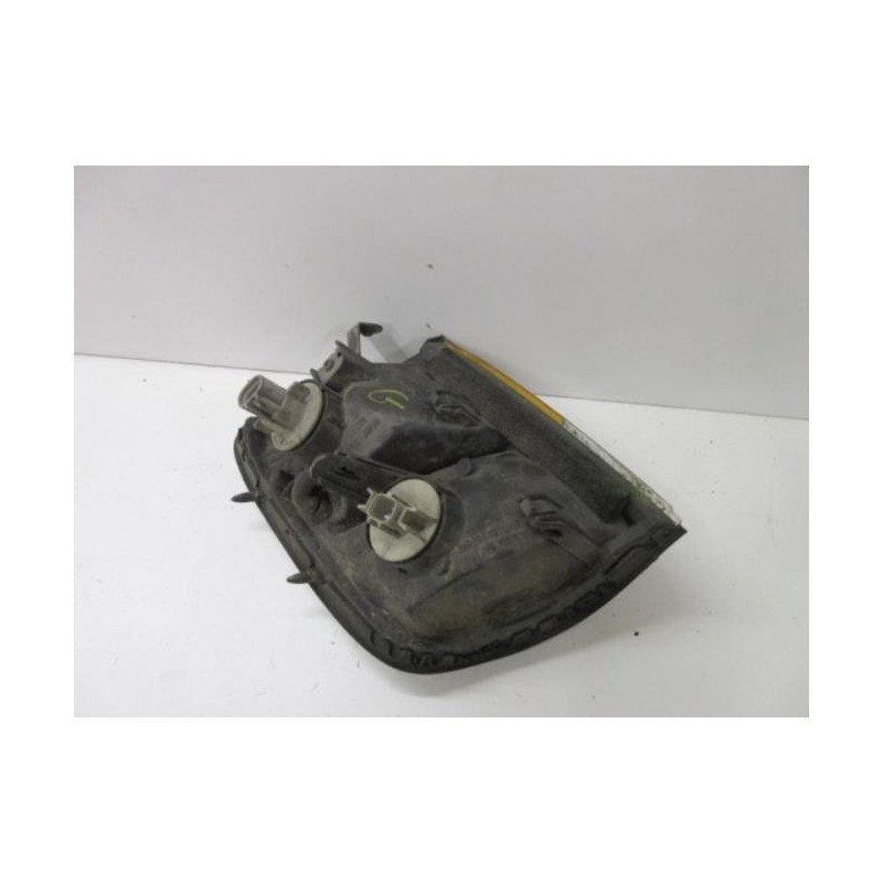 Optique Avant Secondaire Gauche (feux)(clignotant) Mitsubishi Pajero 2 Phase 1 (1)