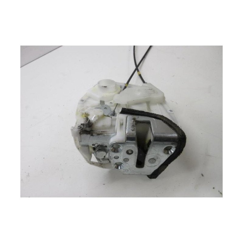 Serrure Arriere Droit Suzuki Swift 3 (1)
