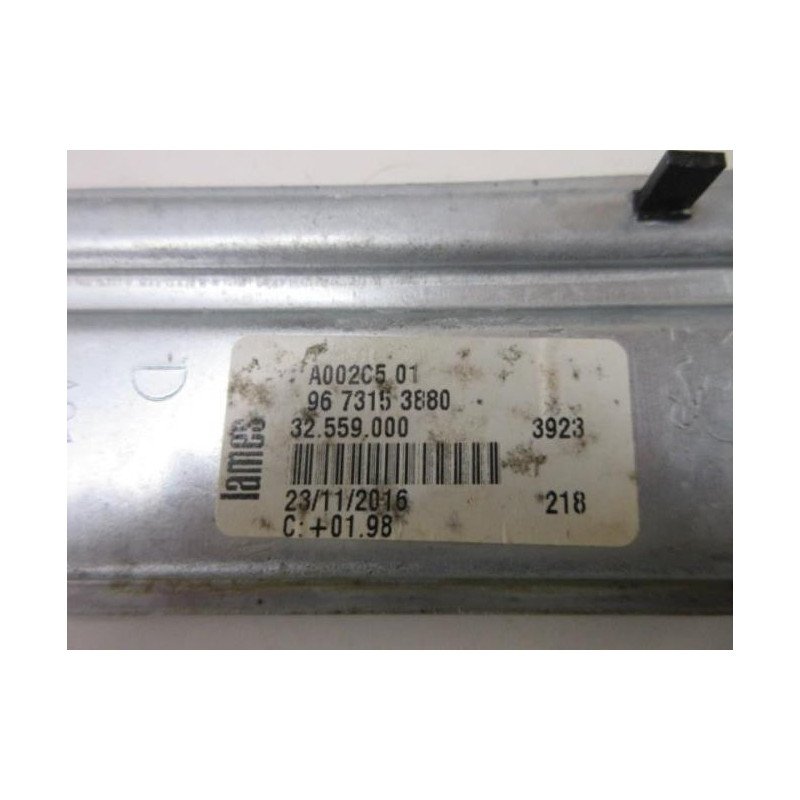 Leve Vitre Mecanique Arriere Droit Peugeot 208 1 Phase 2 (1)