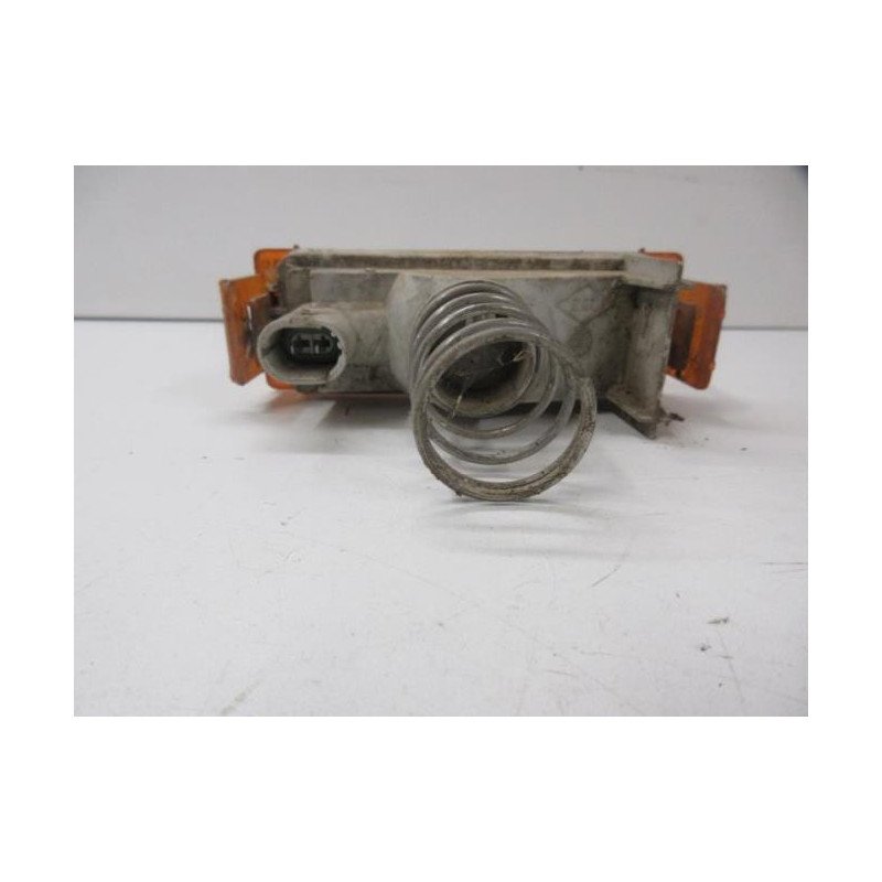 Repetiteur Clignotant Avant Droit  (feux) Renault Express Phase 1 (1)