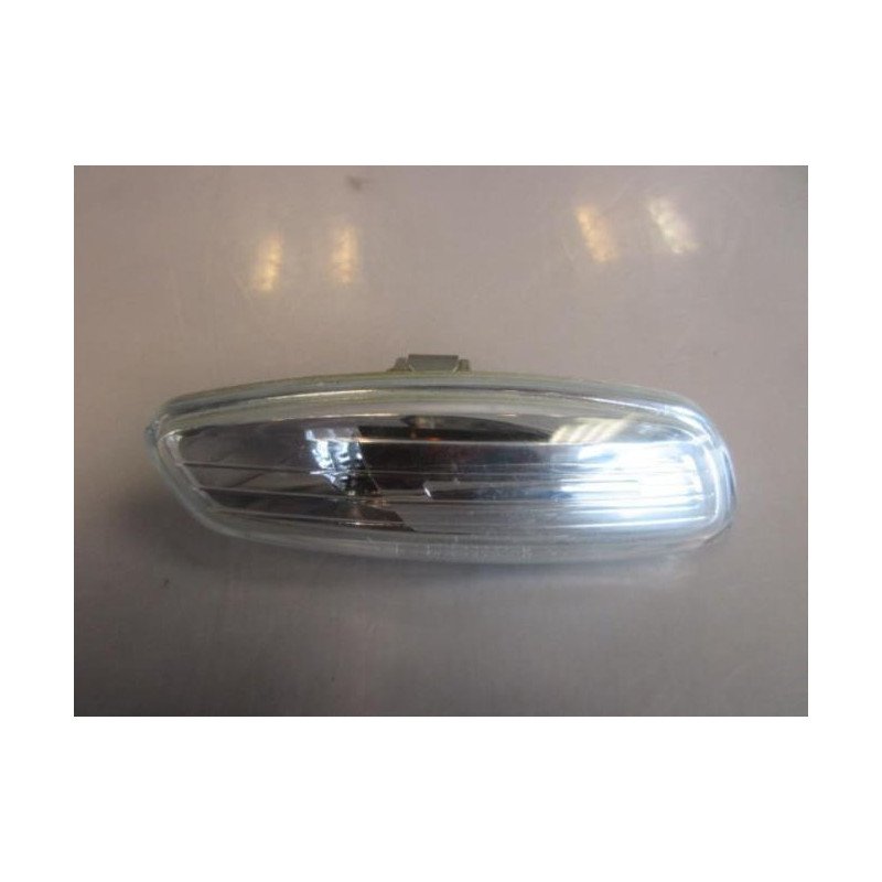Repetiteur Clignotant Avant Droit  (feux) Peugeot 207 Phase 1 (1)