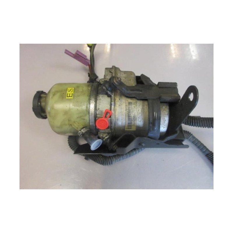 Pompe De Direction Opel Astra G (1)