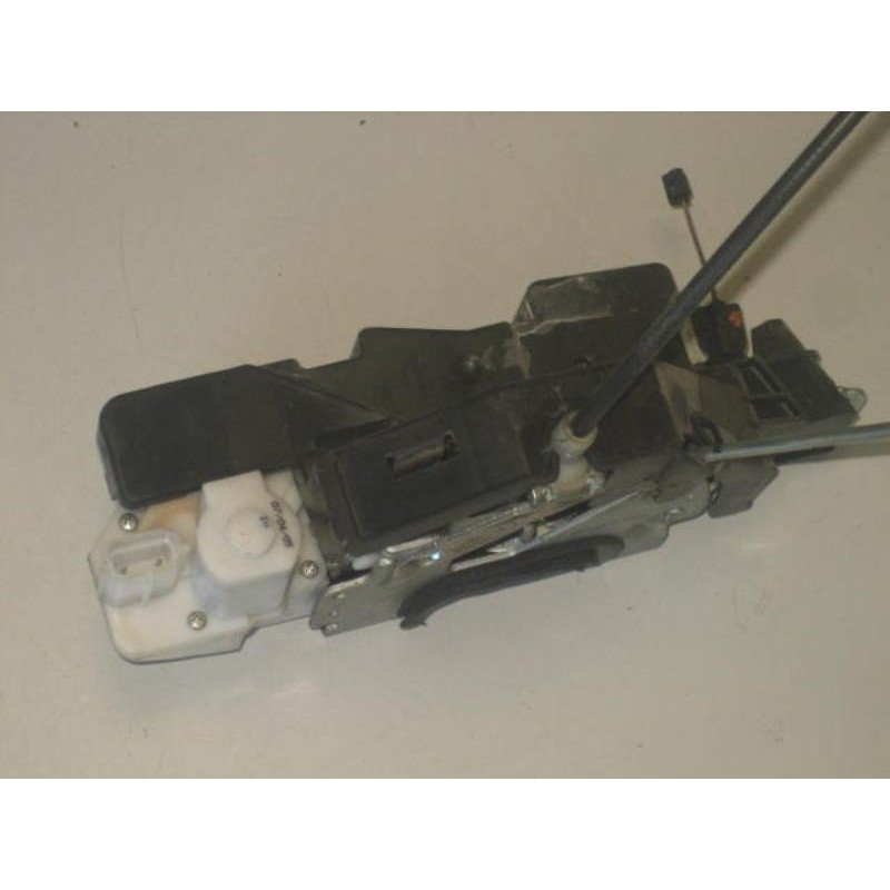 Serrure Avant Droit Volkswagen Fox (1)