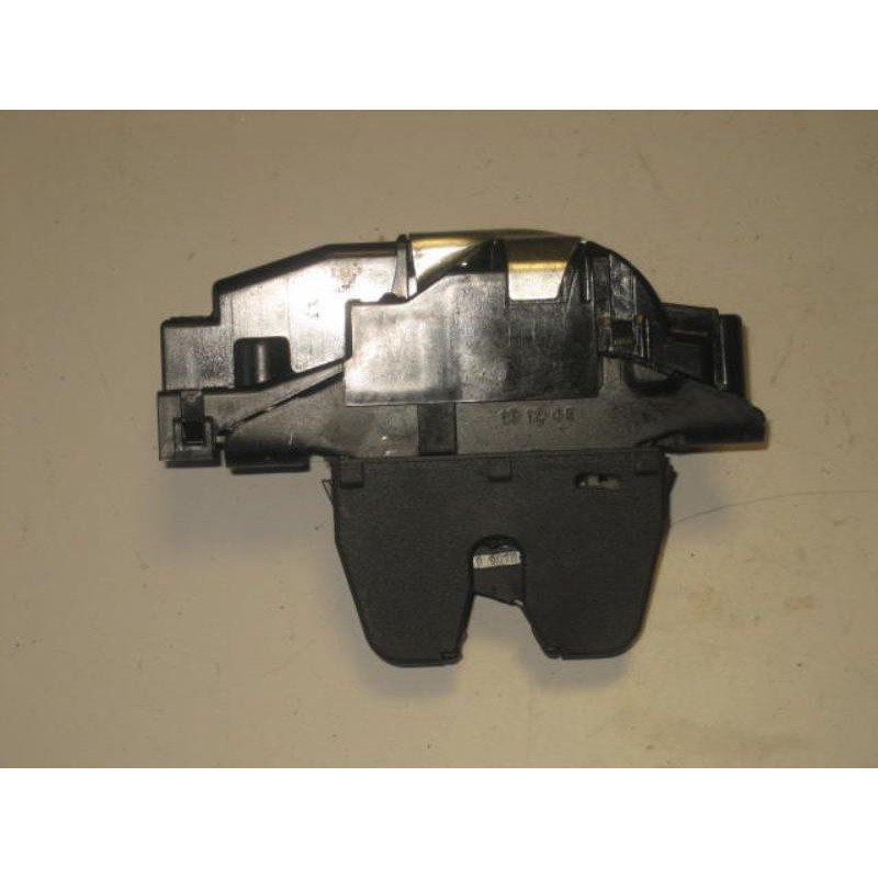 Serrure De Hayon Citroen C3 Picasso Phase 1 (1)