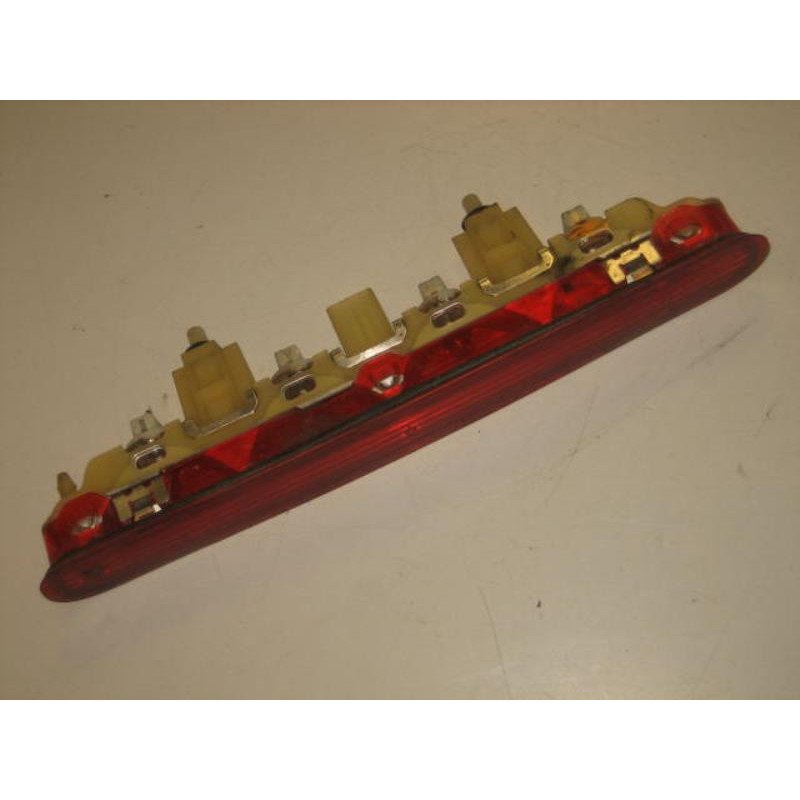 Feu Arriere Stop Central Peugeot 207 Phase 1 (1)