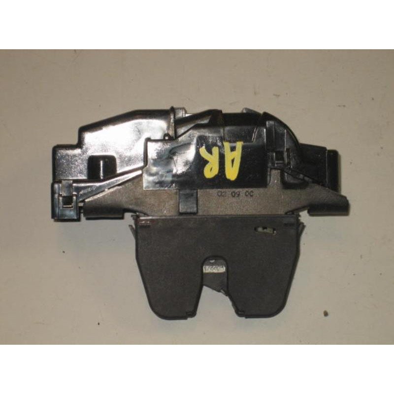 Serrure De Hayon Peugeot 308 1 Phase 1 (1)