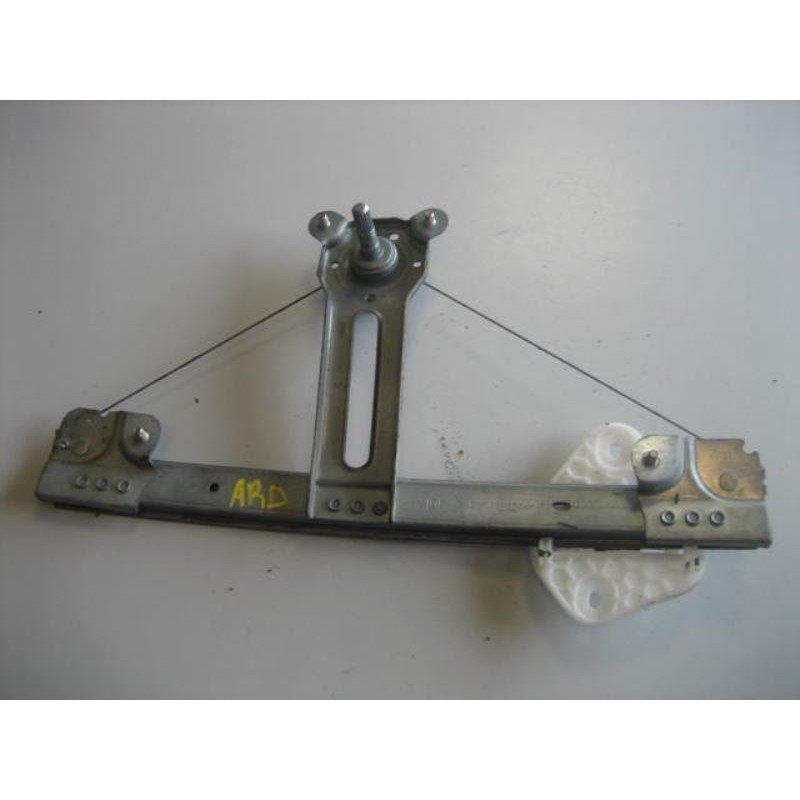 Leve Vitre Mecanique Arriere Droit Dacia Logan Mcv 1 Phase 1 Break (1)