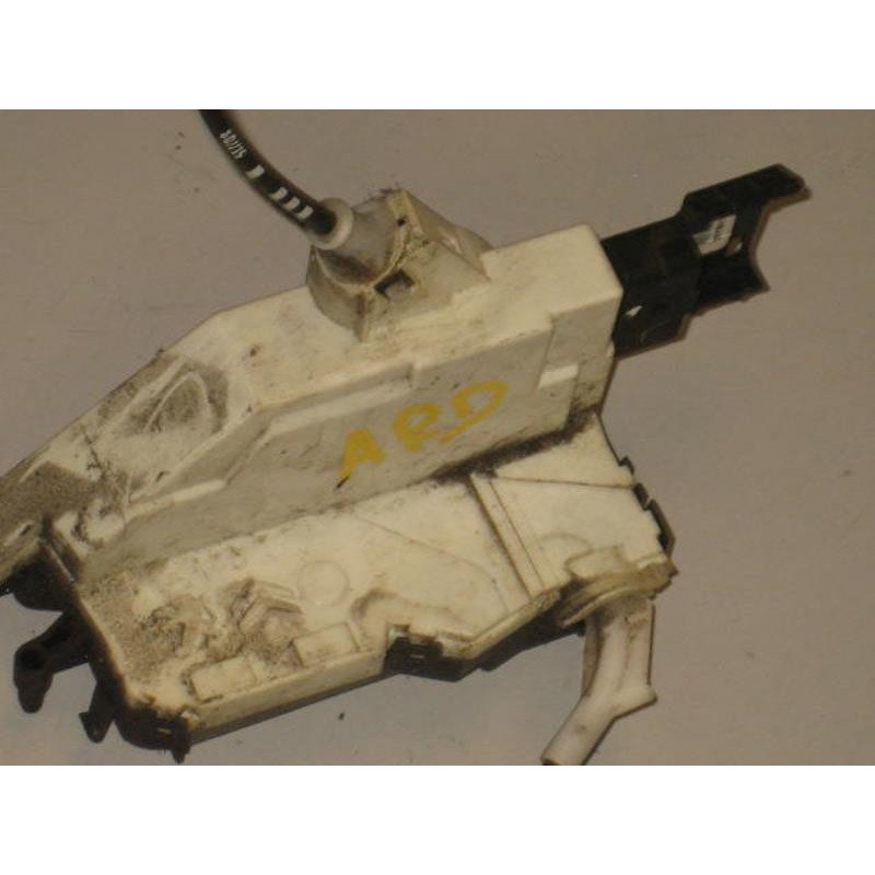Serrure Arriere Droit Peugeot 308 1 Sw Phase 1 Break (1)
