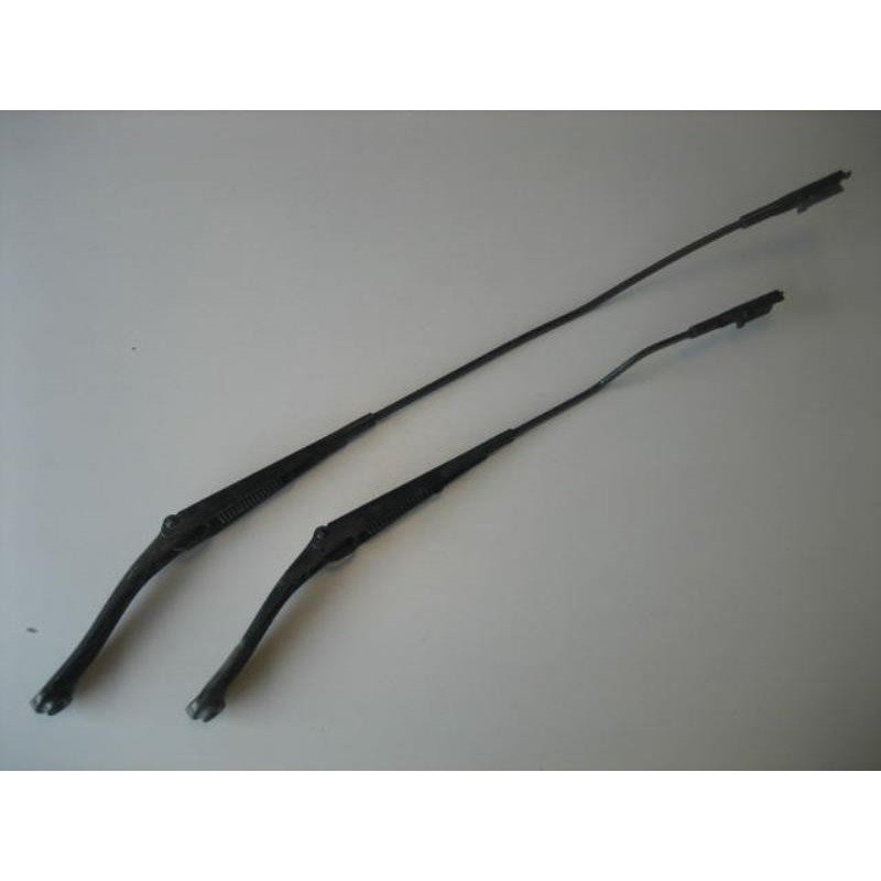 Bras Essuie Glace Avant Fiat Grande Punto (1)