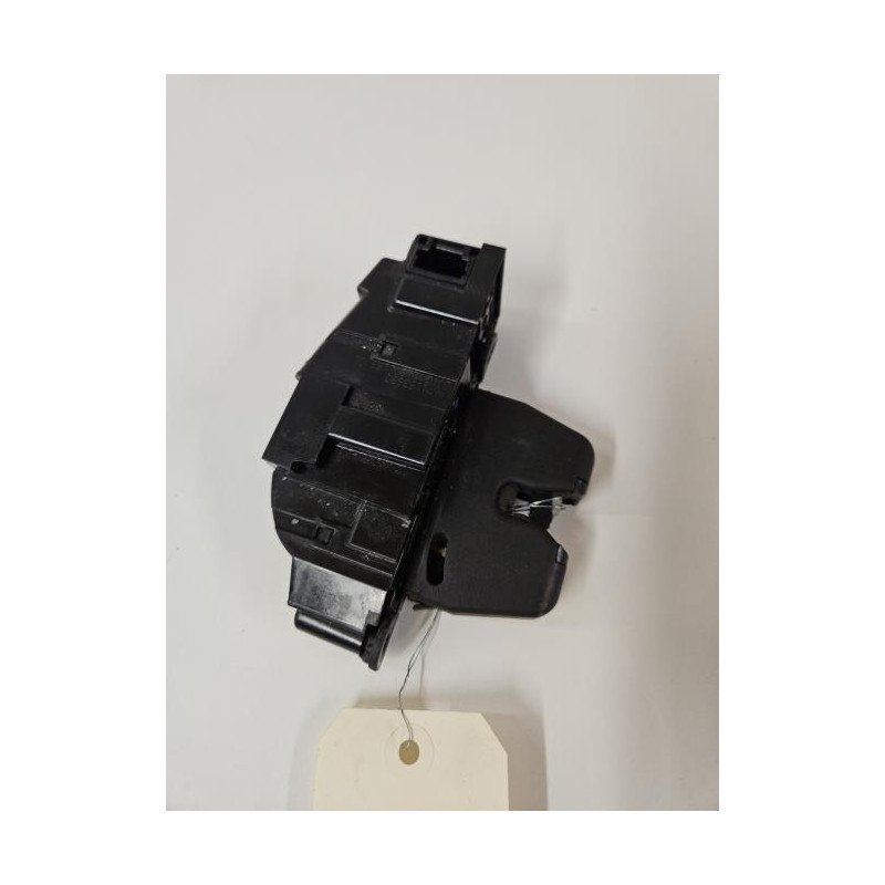 Serrure De Coffre Peugeot 308 1 Phase 2 (1)