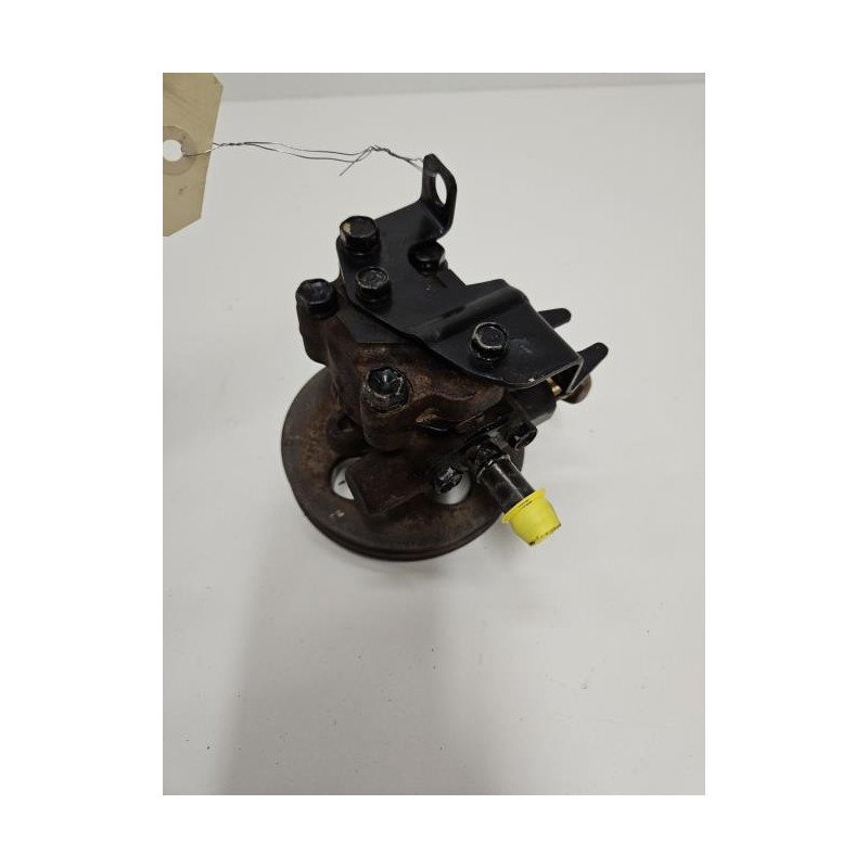 Pompe De Direction Nissan Terrano 2 Phase 2 (1)